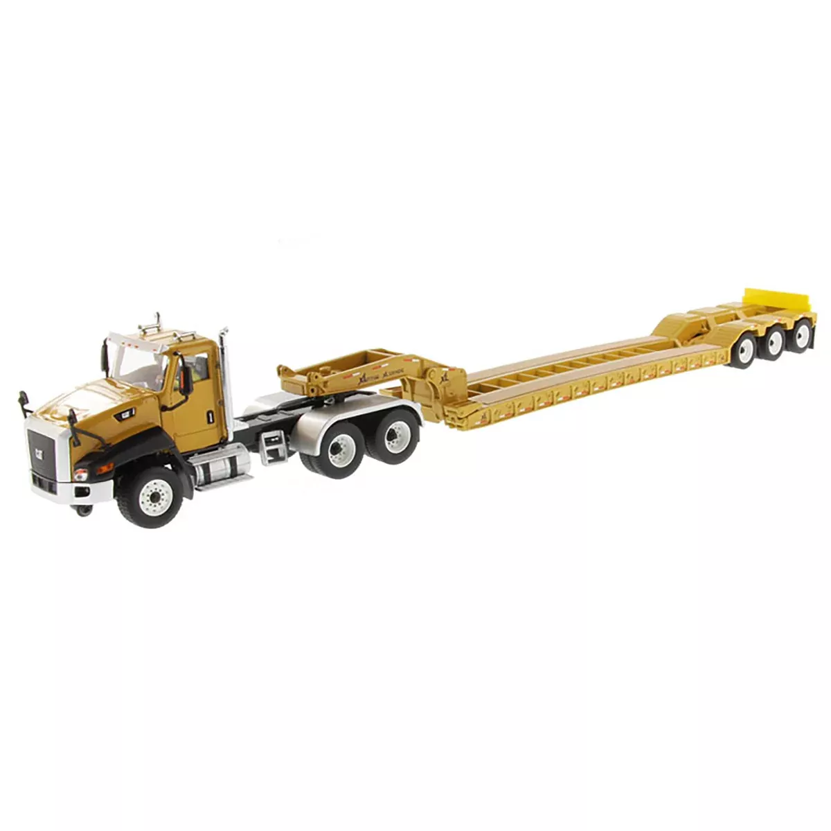 1/50 Caterpillar CT660 Highway Truck with Lowboy Trailer